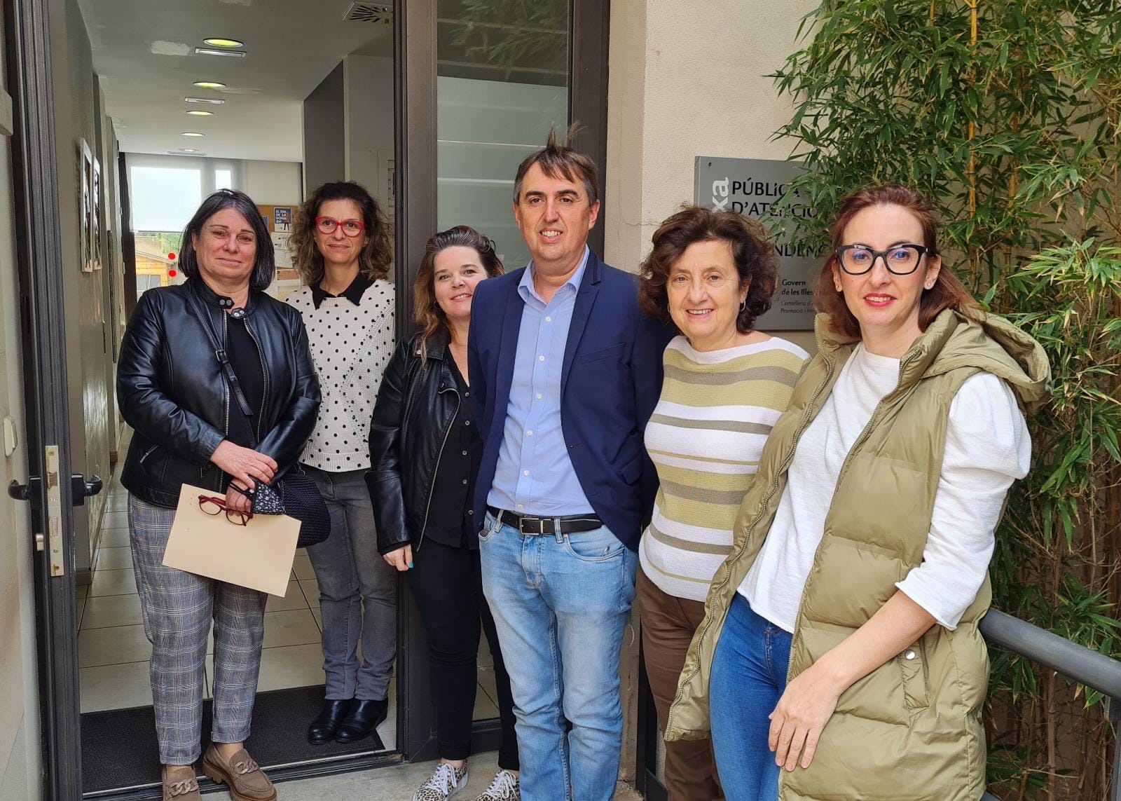 La Conselleria d’Afers Socials promou la implantació del transport adaptat municipal als centres de dia amb dues línies de subvenció dirigides als ajuntaments